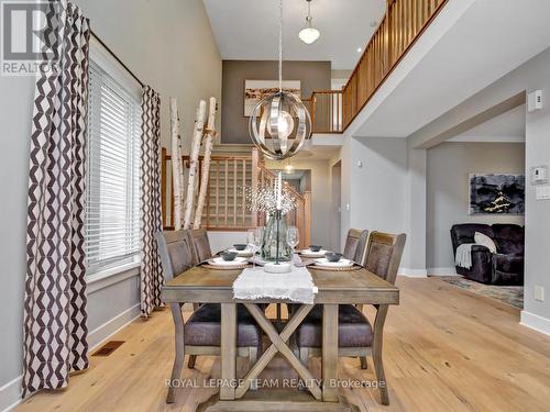 732 Brian Good Avenue, Ottawa, ON - Indoor Photo Showing Dining Room