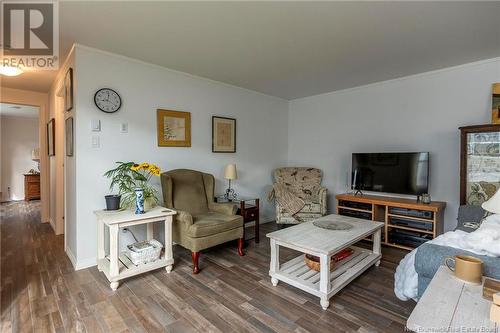 35 Quail, Saint John, NB - Indoor Photo Showing Living Room