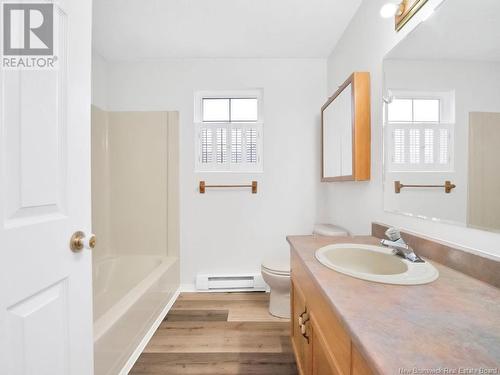 5 Aral Court, Moncton, NB - Indoor Photo Showing Bathroom