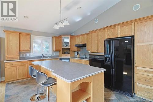 21 Selkirk Crescent, Fredericton, NB - Indoor Photo Showing Kitchen