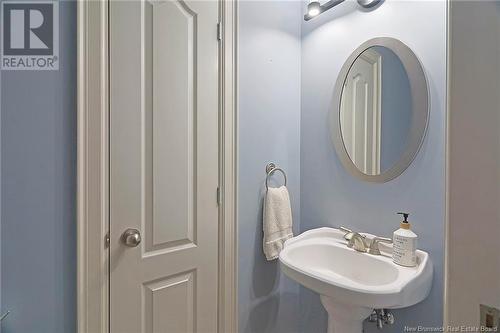 21 Selkirk Crescent, Fredericton, NB - Indoor Photo Showing Bathroom