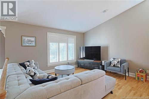 21 Selkirk Crescent, Fredericton, NB - Indoor Photo Showing Living Room