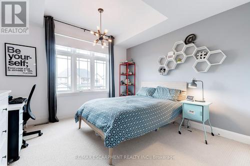 66 Sexton Crescent, Hamilton, ON - Indoor Photo Showing Bedroom