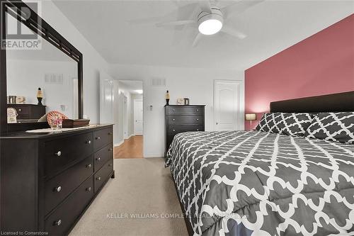 35 Willowbanks Terrace, Hamilton, ON - Indoor Photo Showing Bedroom