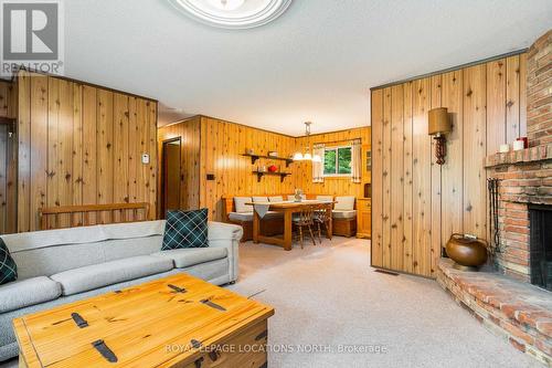 187 Bay Street E, Blue Mountains, ON - Indoor Photo Showing Living Room With Fireplace