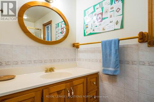 187 Bay Street E, Blue Mountains, ON - Indoor Photo Showing Bathroom