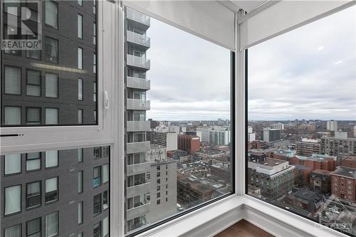 179 Metcalfe Street Unit#1705, Ottawa, ON -  With View