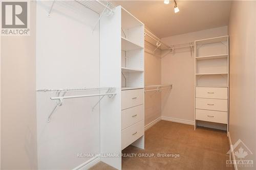 107 Mangrove Crescent, Ottawa, ON - Indoor With Storage