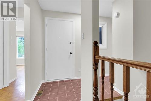 42 Grady Crescent, Ottawa, ON - Indoor Photo Showing Other Room