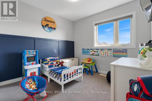 18 Viger Drive, Welland, ON - Indoor Photo Showing Bedroom