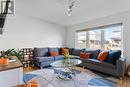 18 Viger Drive, Welland, ON  - Indoor Photo Showing Living Room 