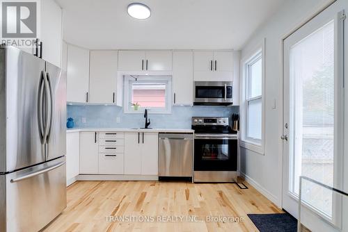 653 Upper Wellington Street, Hamilton, ON - Indoor Photo Showing Kitchen