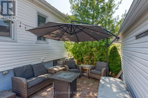 832 Pine Street, Haldimand, ON - Outdoor With Deck Patio Veranda With Exterior