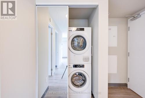 406 - 595 Strasburg Road, Waterloo, ON - Indoor Photo Showing Laundry Room