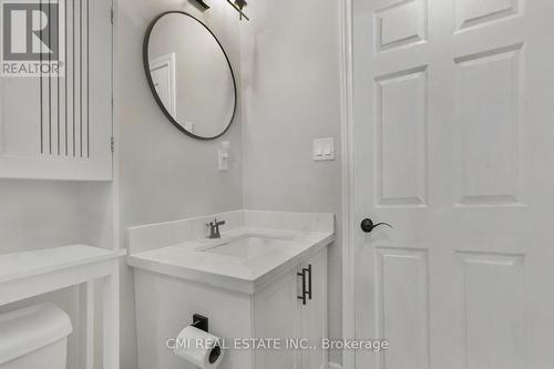 1226 Wigle Avenue, Windsor, ON - Indoor Photo Showing Bathroom