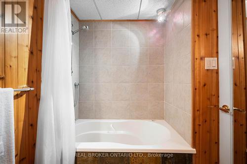 119 Wheatfield Crescent, Kitchener, ON - Indoor Photo Showing Bathroom