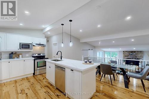 144 Ball Point Road, Kawartha Lakes, ON - Indoor Photo Showing Kitchen With Upgraded Kitchen