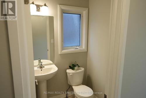 22 Bur Oak Drive, Thorold, ON - Indoor Photo Showing Bathroom