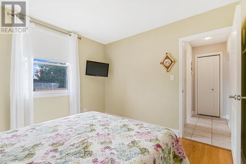 56 West 1St Street, Hamilton, ON - Indoor Photo Showing Bedroom