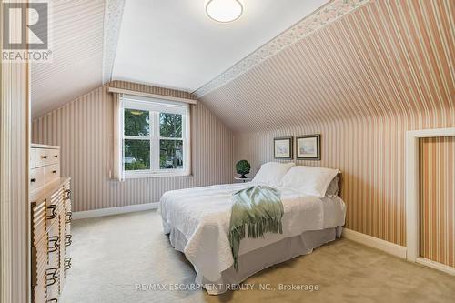 56 West 1St Street, Hamilton, ON - Indoor Photo Showing Bedroom