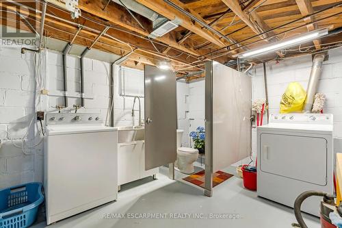 56 West 1St Street, Hamilton, ON - Indoor Photo Showing Laundry Room