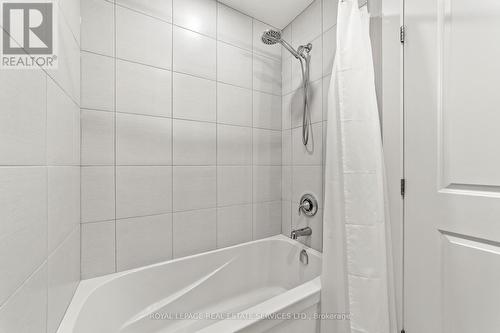 106 Sycamore Street, Blue Mountains, ON - Indoor Photo Showing Bathroom