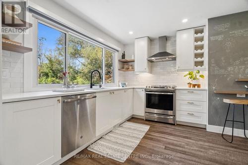 23 - 30 Green Valley Drive, Kitchener, ON - Indoor Photo Showing Kitchen With Upgraded Kitchen