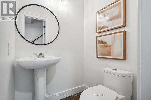 23 - 30 Green Valley Drive, Kitchener, ON - Indoor Photo Showing Bathroom