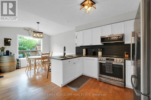 50 Wood Grove Crescent, Cambridge, ON - Indoor Photo Showing Kitchen With Stainless Steel Kitchen With Double Sink