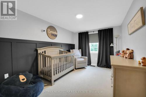 50 Wood Grove Crescent, Cambridge, ON - Indoor Photo Showing Bedroom