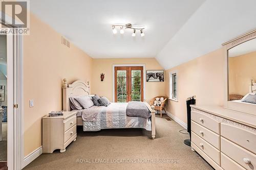 787517 Grey Rd 13 Road, Blue Mountains, ON - Indoor Photo Showing Bedroom