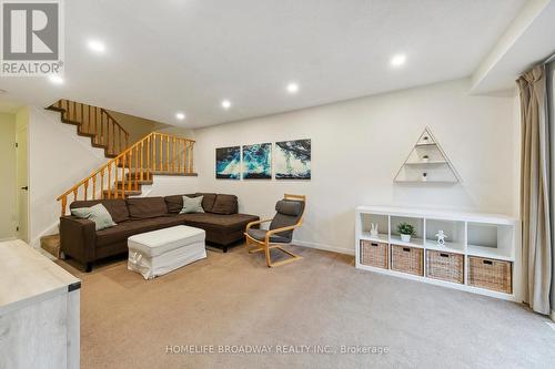 4253 Shelby Crescent, Mississauga, ON - Indoor