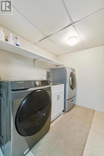 4253 Shelby Crescent, Mississauga, ON - Indoor Photo Showing Laundry Room