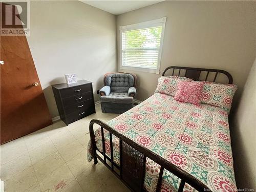 1955 Hinton, Bathurst, NB - Indoor Photo Showing Bedroom