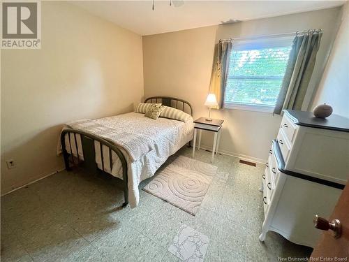 1955 Hinton, Bathurst, NB - Indoor Photo Showing Bedroom