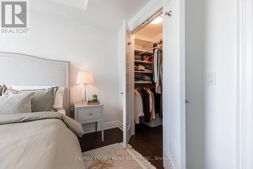 1401 - 2060 Lakeshore Road, Burlington, ON - Indoor Photo Showing Bedroom