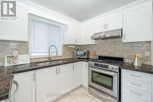 3308 Raindance Crescent, Mississauga, ON - Indoor Photo Showing Kitchen With Double Sink