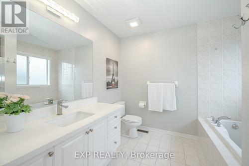 3308 Raindance Crescent, Mississauga, ON - Indoor Photo Showing Bathroom