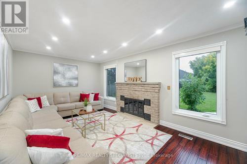 28 Meadow Bush Court, Brampton, ON - Indoor Photo Showing Living Room With Fireplace