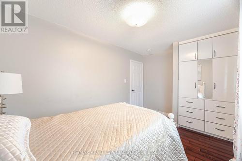 28 Meadow Bush Court, Brampton, ON - Indoor Photo Showing Bedroom