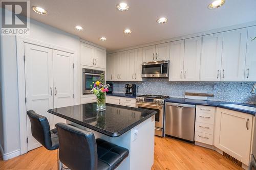 3166 Wallace Crescent, Prince George, BC - Indoor Photo Showing Kitchen