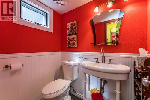 3166 Wallace Crescent, Prince George, BC - Indoor Photo Showing Bathroom