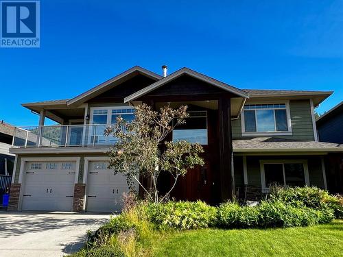 1240 23 Avenue Sw, Salmon Arm, BC - Outdoor With Facade