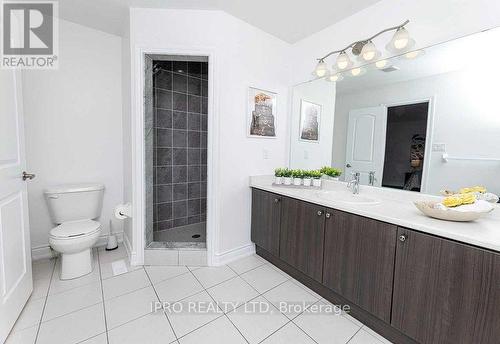 338 Van Dusen Avenue, Southgate, ON - Indoor Photo Showing Bathroom