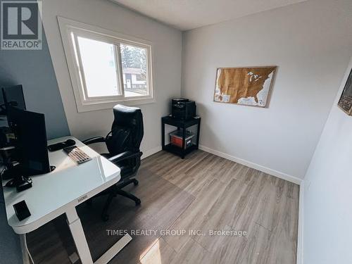 9614 77 Avenue, Grande Prairie, AB - Indoor Photo Showing Office