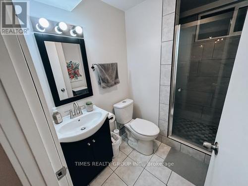 9614 77 Avenue, Grande Prairie, AB - Indoor Photo Showing Bathroom