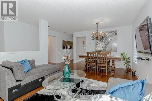 218 Van Scott Drive, Brampton, ON - Indoor Photo Showing Living Room