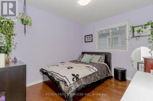 218 Van Scott Drive, Brampton, ON - Indoor Photo Showing Bedroom