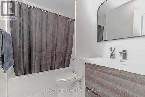 218 Van Scott Drive, Brampton, ON - Indoor Photo Showing Bathroom