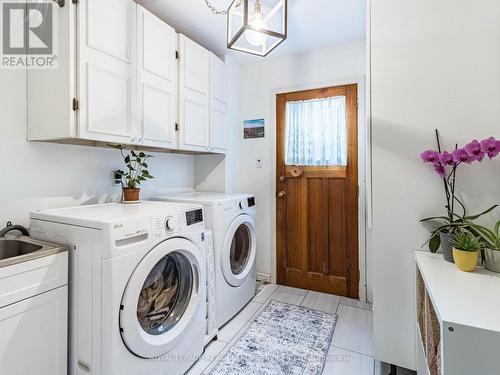 44 Parkend Avenue, Brampton, ON - Indoor Photo Showing Laundry Room